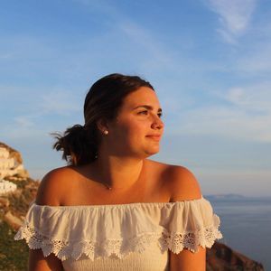 Meet your Posher, Maja